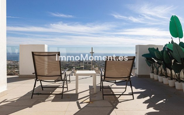 Resale - Apartment - Benalmadena - Benalmadena Centro