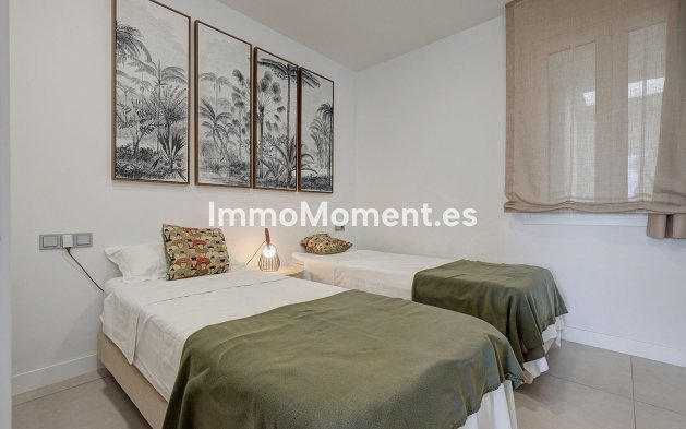 Resale - Apartment - Benalmadena - Benalmadena Centro