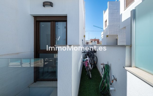 Wiederverkauf - Freistehende Villa - Torrevieja - Los Balcones - Los Altos del Edén