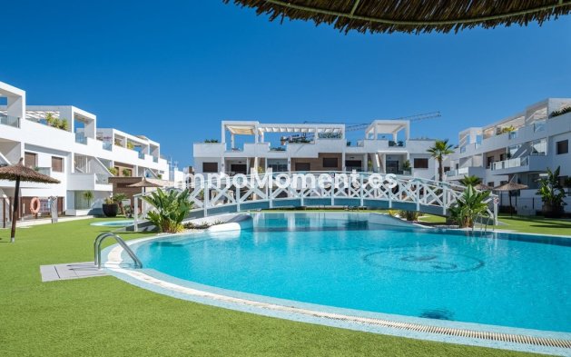 Wiederverkauf - Freistehende Villa - Torrevieja - Los Balcones - Los Altos del Edén