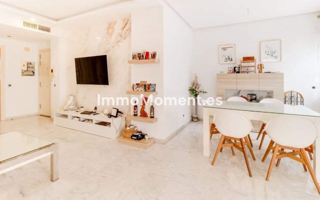 Reventa - Apartamento - Estepona  - Estepona Centro