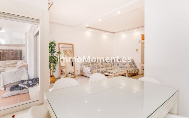 Reventa - Apartamento - Estepona  - Estepona Centro
