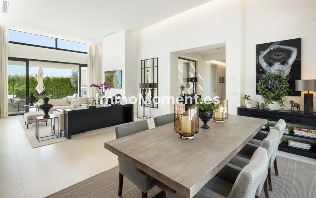 Reventa - Villa independiente - Marbella - Nueva Andalucía