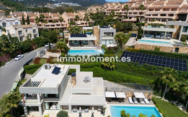 Reventa - Villa independiente - Marbella - Nueva Andalucía
