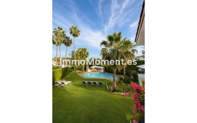 Wiederverkauf - Freistehende Villa - Estepona  - New Golden Mile