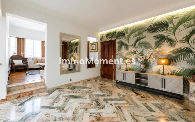 Wiederverkauf - Freistehende Villa - Estepona  - New Golden Mile