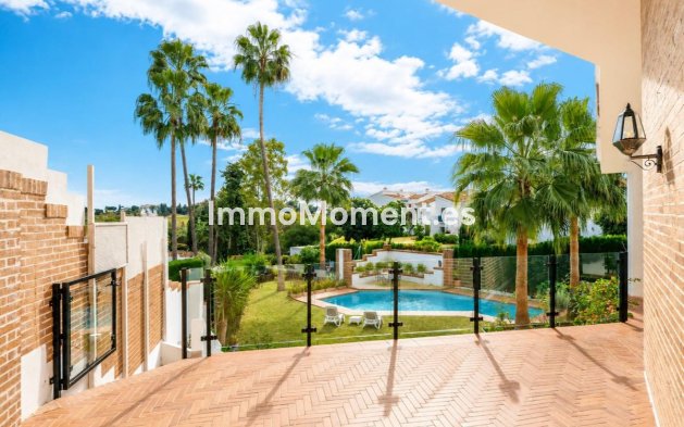 Wiederverkauf - Freistehende Villa - Estepona  - New Golden Mile
