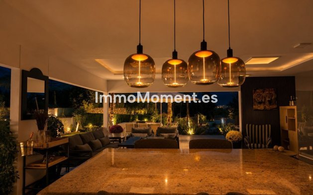 Wiederverkauf - Freistehende Villa - Estepona  - New Golden Mile