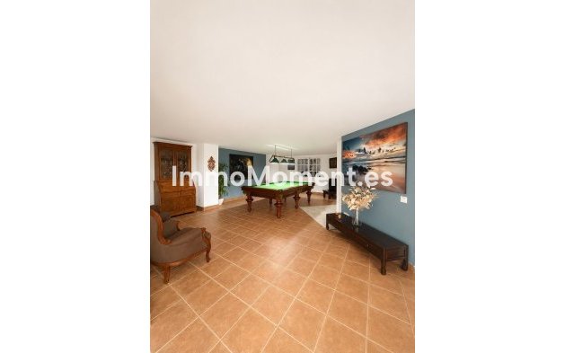 Wiederverkauf - Freistehende Villa - Estepona  - New Golden Mile