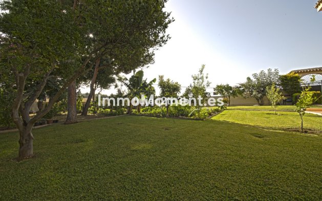 Wiederverkauf - Freistehende Villa - Estepona  - New Golden Mile