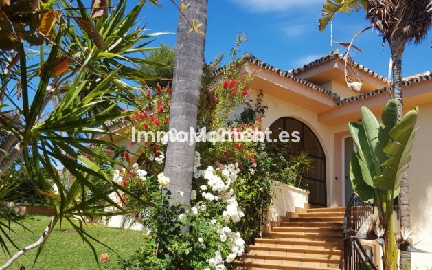 Wiederverkauf - Freistehende Villa - Estepona  - New Golden Mile