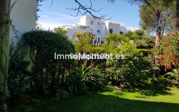 Wiederverkauf - Freistehende Villa - Estepona  - New Golden Mile