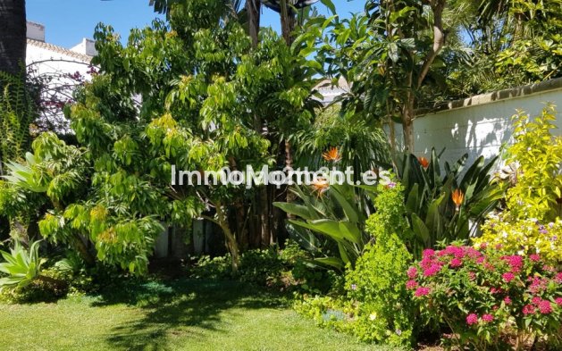 Wiederverkauf - Freistehende Villa - Estepona  - New Golden Mile