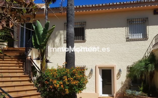 Wiederverkauf - Freistehende Villa - Estepona  - New Golden Mile
