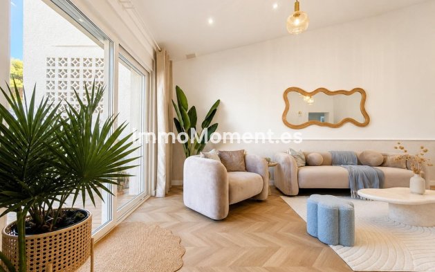 Resale - Detached villa - Orihuela Costa - Punta Prima