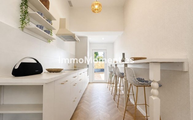 Resale - Detached villa - Orihuela Costa - Punta Prima