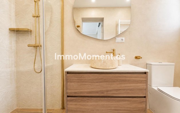 Resale - Detached villa - Orihuela Costa - Punta Prima