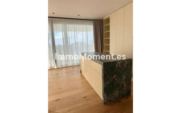 Wiederverkauf - Freistehende Villa - Marbella - Marbella Centro