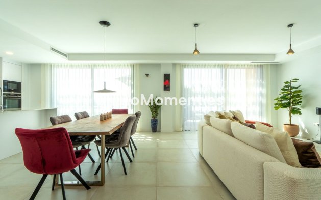 Resale - Townhouse - Mijas Costa - El Chaparral