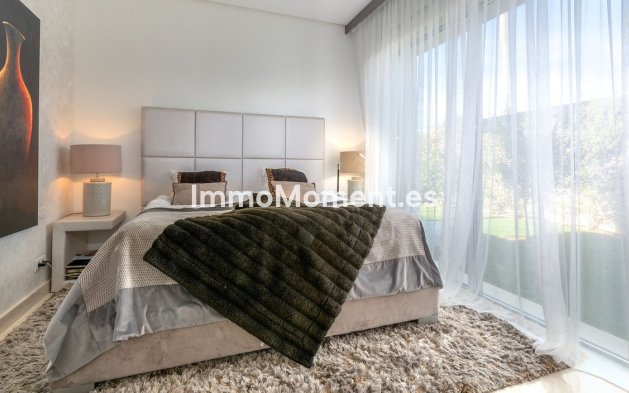 Resale - Detached villa - Marbella - Río Real