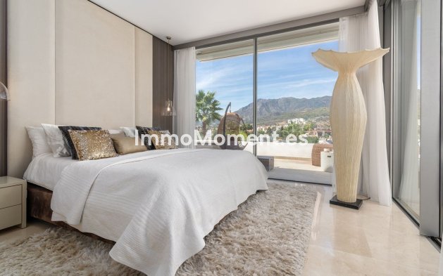 Resale - Detached villa - Marbella - Río Real