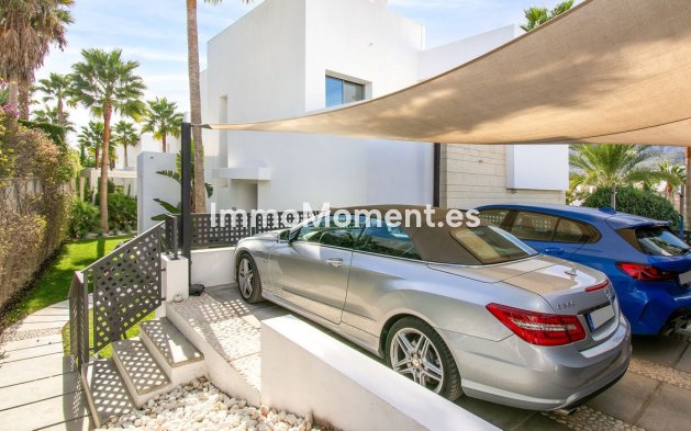 Resale - Detached villa - Marbella - Río Real