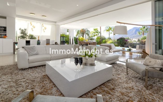 Resale - Detached villa - Marbella - Río Real