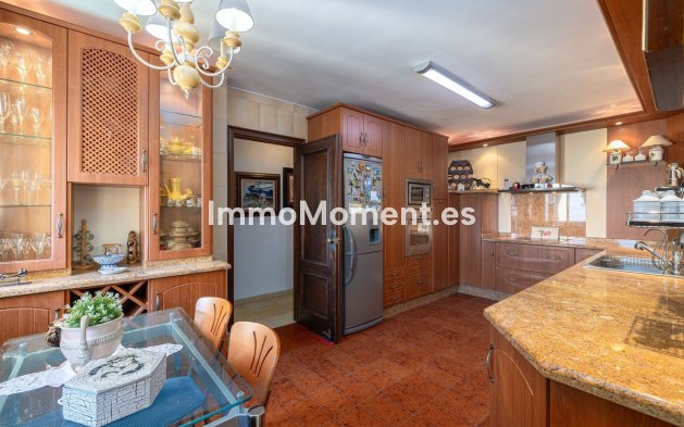 Resale - Apartment - Benalmadena - Benalmadena Centro