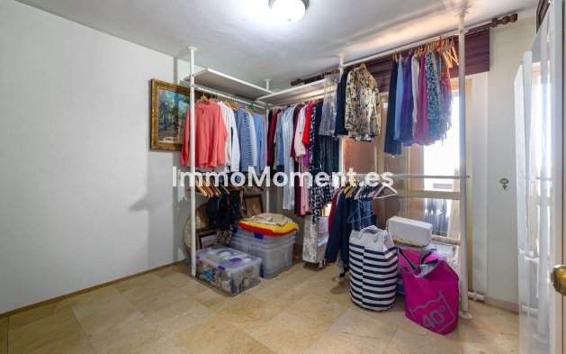 Resale - Apartment - Benalmadena - Benalmadena Centro