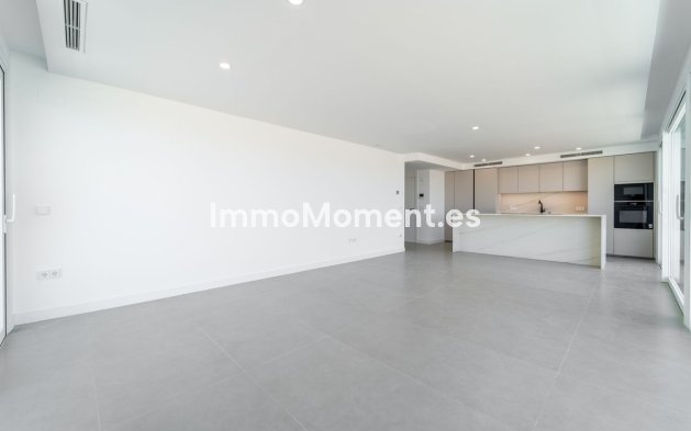 Resale - Apartment - Fuengirola - Higueron