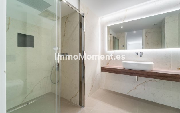 Resale - Apartment - Fuengirola - Higueron