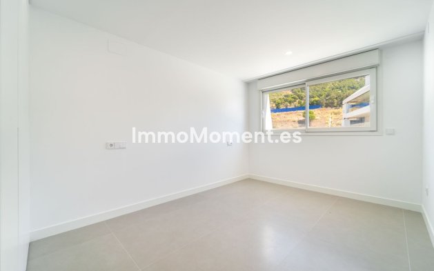 Resale - Apartment - Fuengirola - Higueron