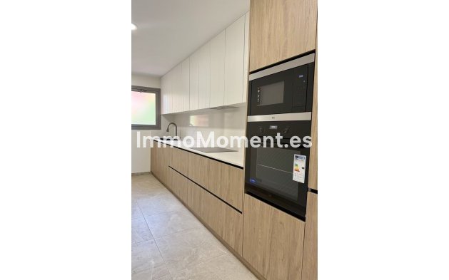 Resale - Apartment - Benahavís - Benahavís Centro