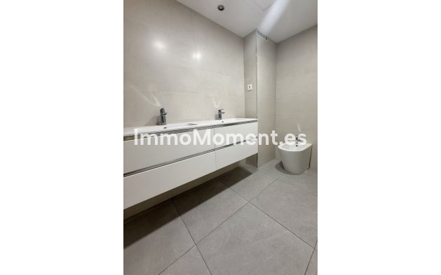 Resale - Apartment - Benahavís - Benahavís Centro