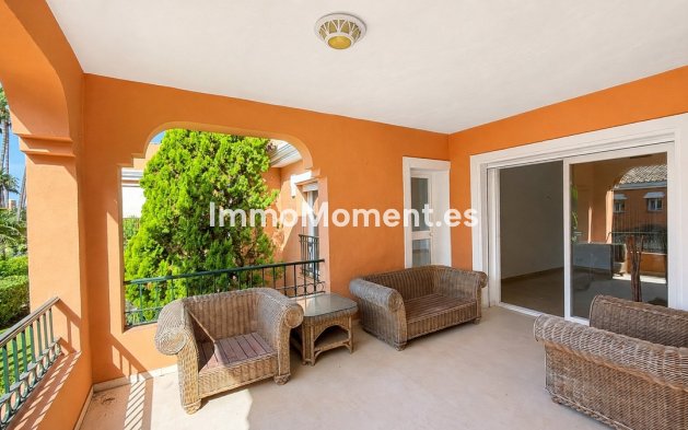 Wiederverkauf - Wohnung - Estepona  - Estepona Centro
