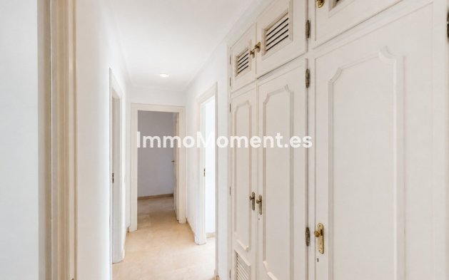 Wiederverkauf - Wohnung - Estepona  - Estepona Centro