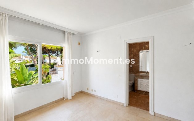 Wiederverkauf - Wohnung - Estepona  - Estepona Centro
