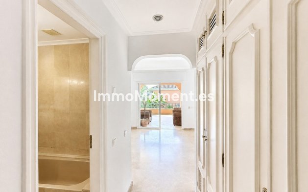 Wiederverkauf - Wohnung - Estepona  - Estepona Centro