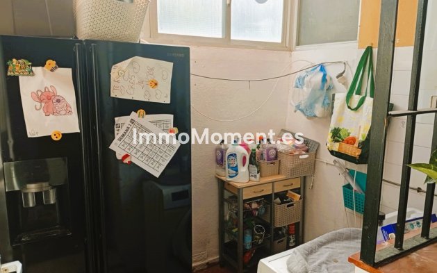 Wiederverkauf - Freistehende Villa - Estepona  - Estepona Centro