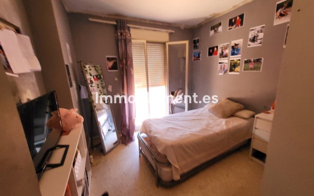 Wiederverkauf - Freistehende Villa - Estepona  - Estepona Centro