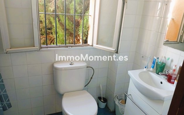 Wiederverkauf - Freistehende Villa - Estepona  - Estepona Centro