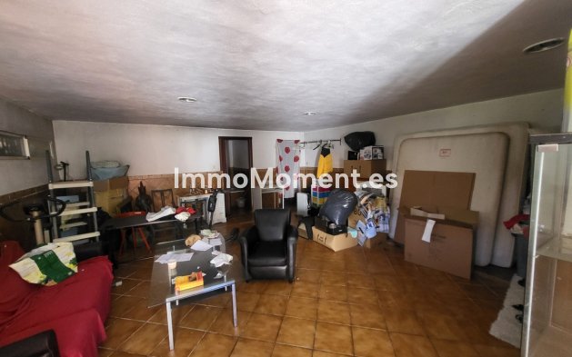 Wiederverkauf - Freistehende Villa - Estepona  - Estepona Centro