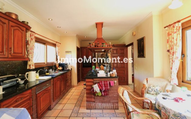 Revente - Villa individuelle - Estepona  - New Golden Mile
