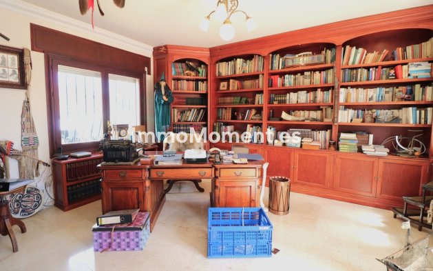 Revente - Villa individuelle - Estepona  - New Golden Mile