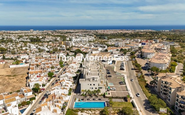 Wiederverkauf - Wohnung - Orihuela Costa - Villamartín