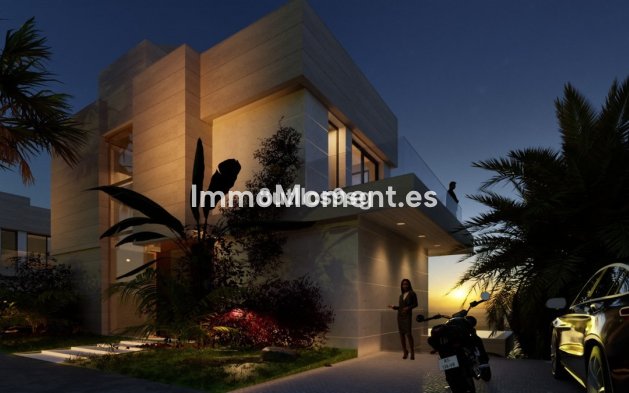Wiederverkauf - Freistehende Villa - Estepona  - Estepona Centro