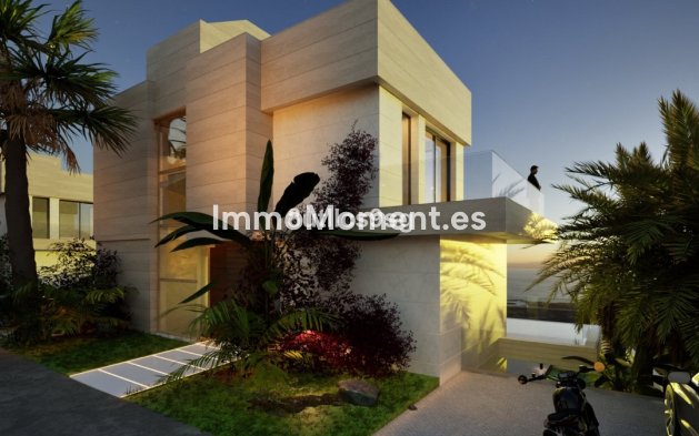 Wiederverkauf - Freistehende Villa - Estepona  - Estepona Centro