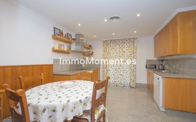 Resale - Detached villa - Marbella - Santa Clara