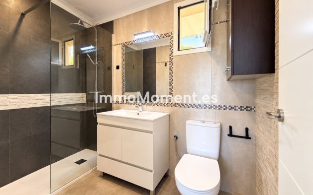 Revente - Appartement - Manilva - La Duquesa