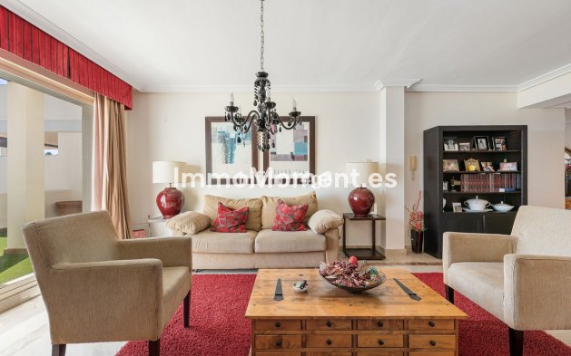 Reventa - Apartamento - Marbella - Nueva Andalucía